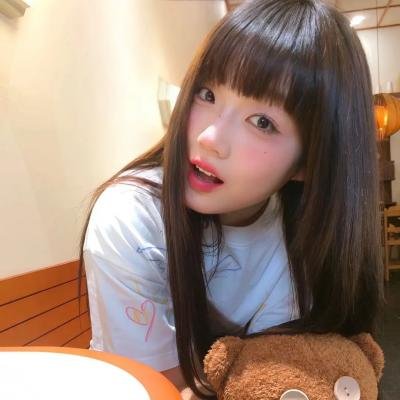 蓝色江流淌